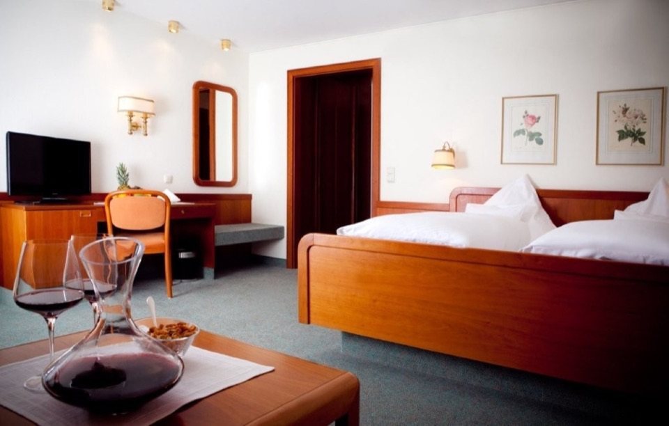 Doppelzimmer Standard mit Balkon auf der Südseite